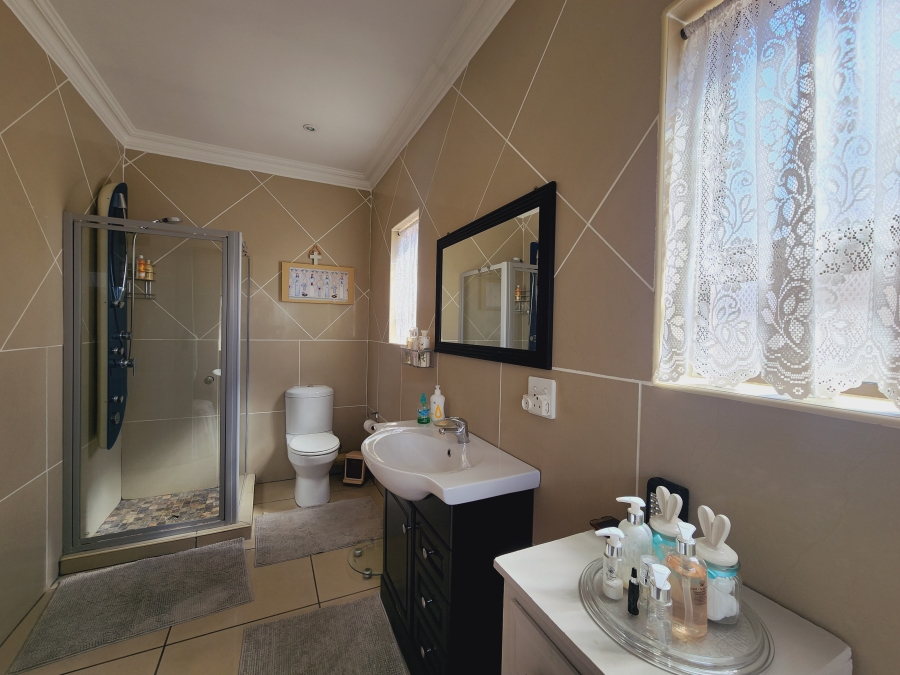 3 Bedroom Property for Sale in Grimbeeck Park North West